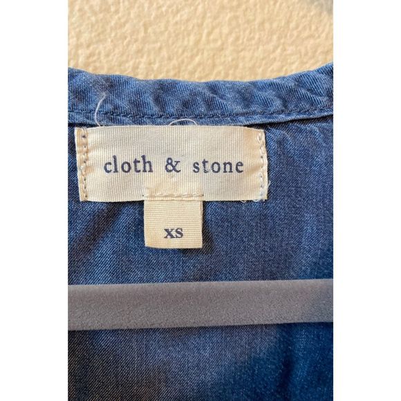 Cloth & Stone denim Blouse - Picture 1 of 4